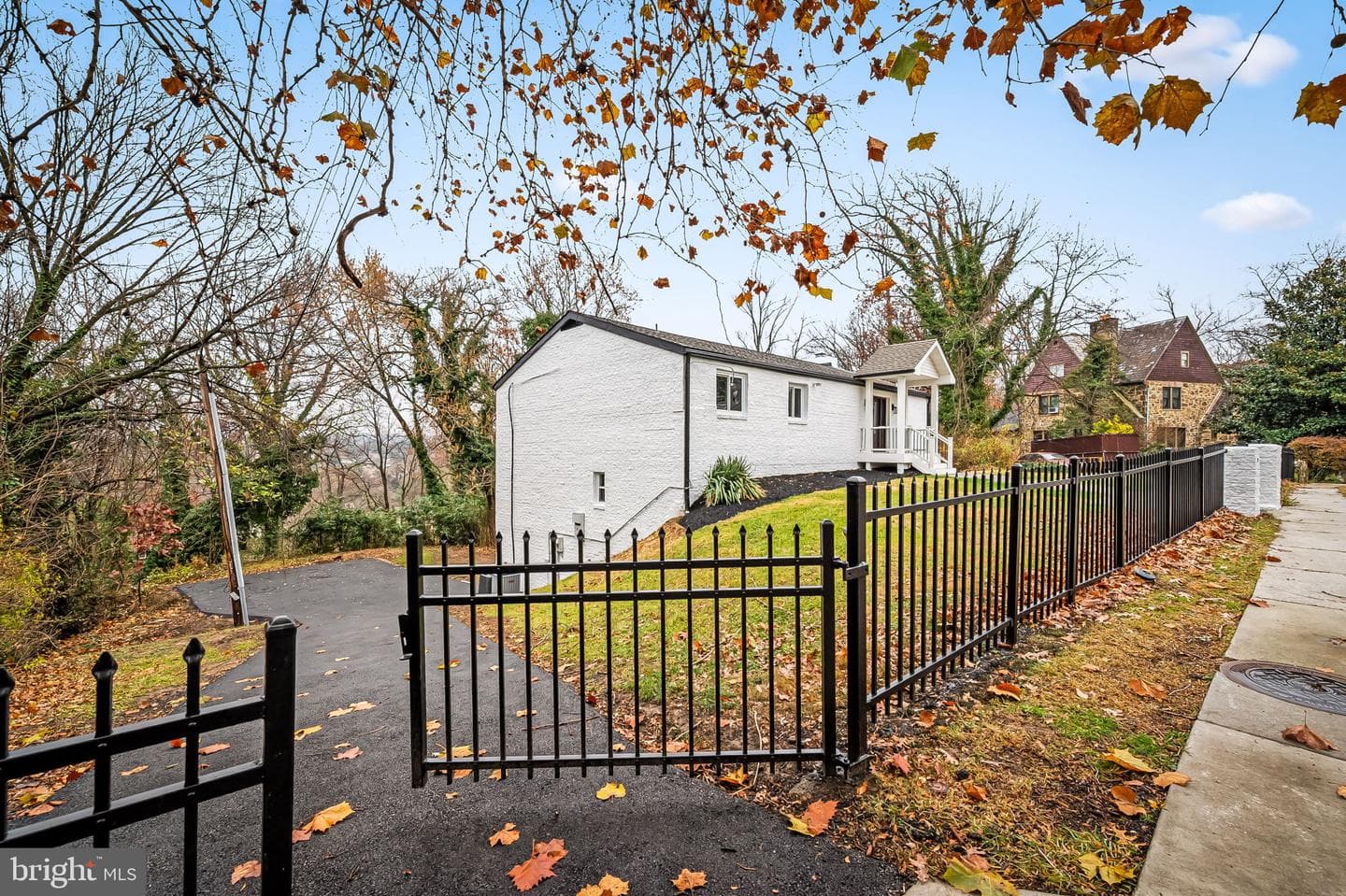 113 Edgewood Road photo 17
