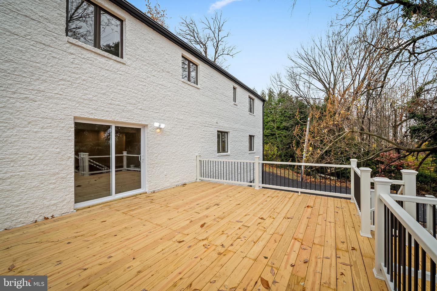 113 Edgewood Road photo 18