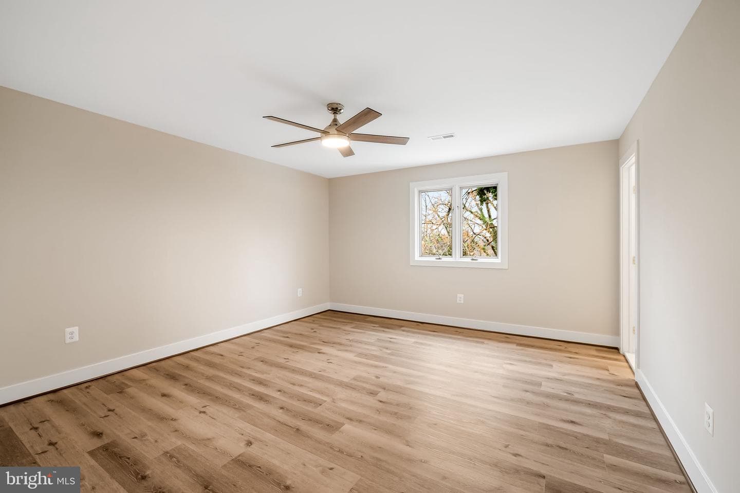 113 Edgewood Road photo 38