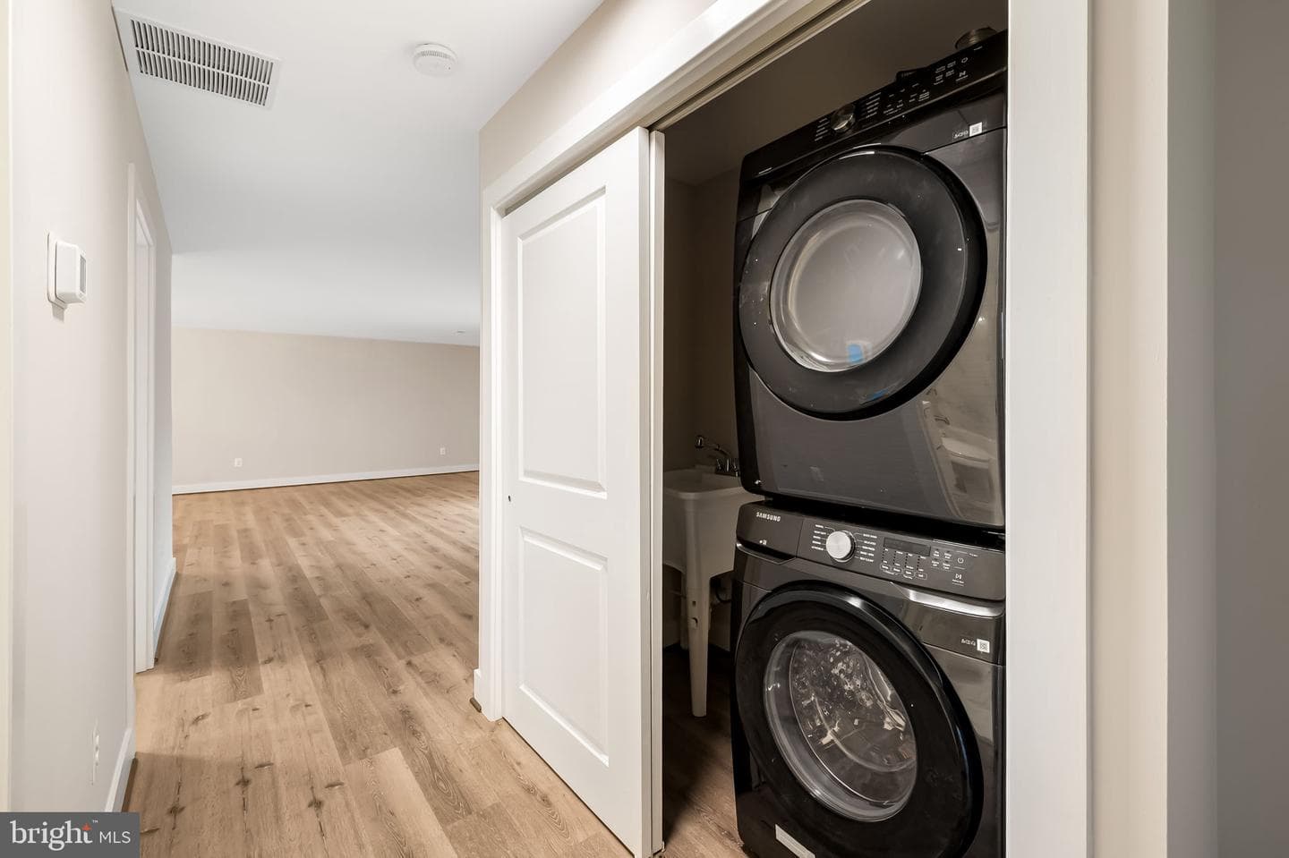 113 Edgewood Road photo 42