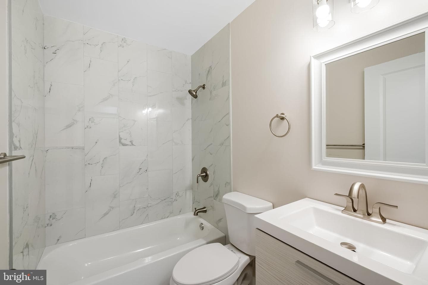 113 Edgewood Road photo 45