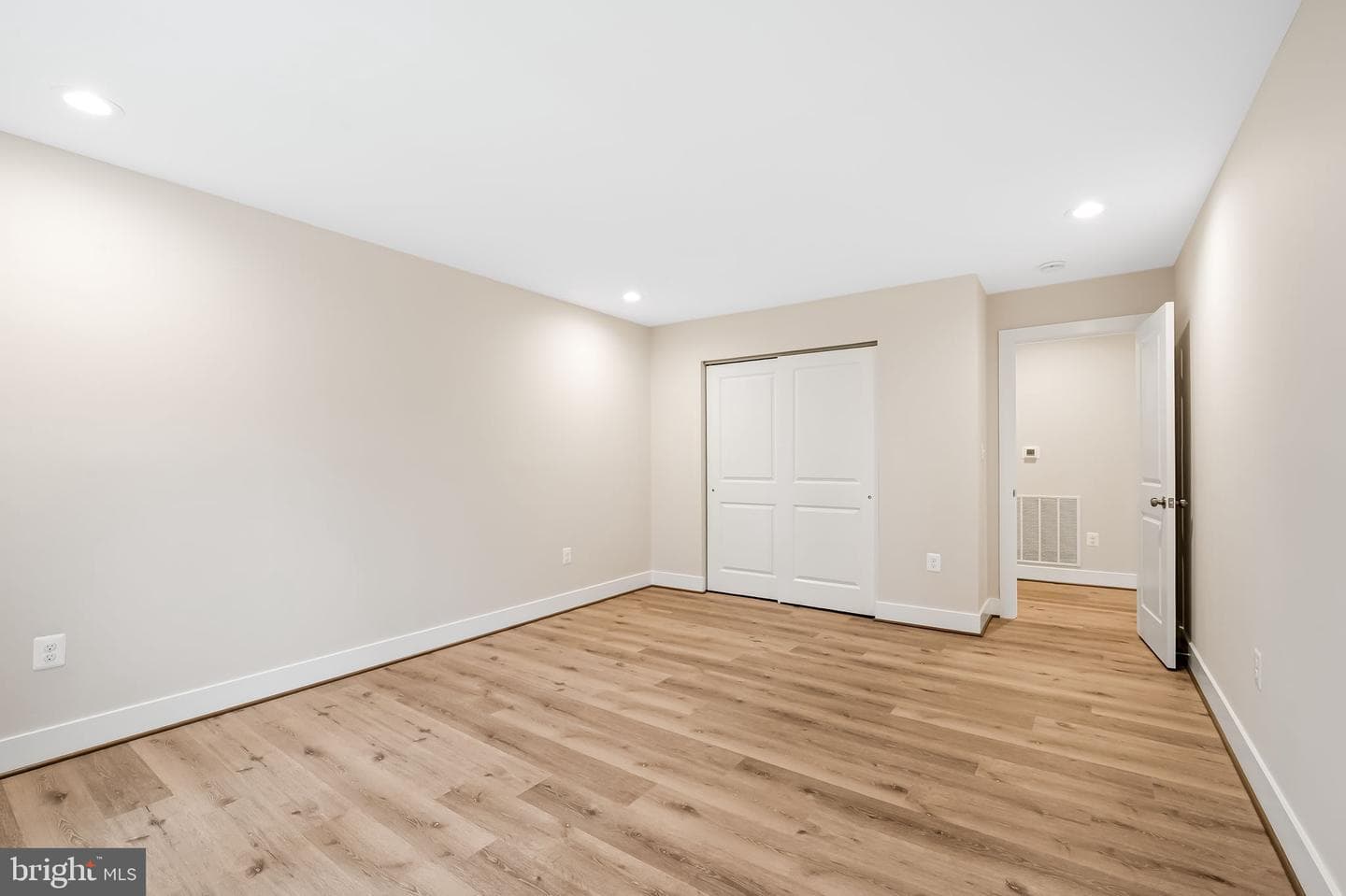 113 Edgewood Road photo 49