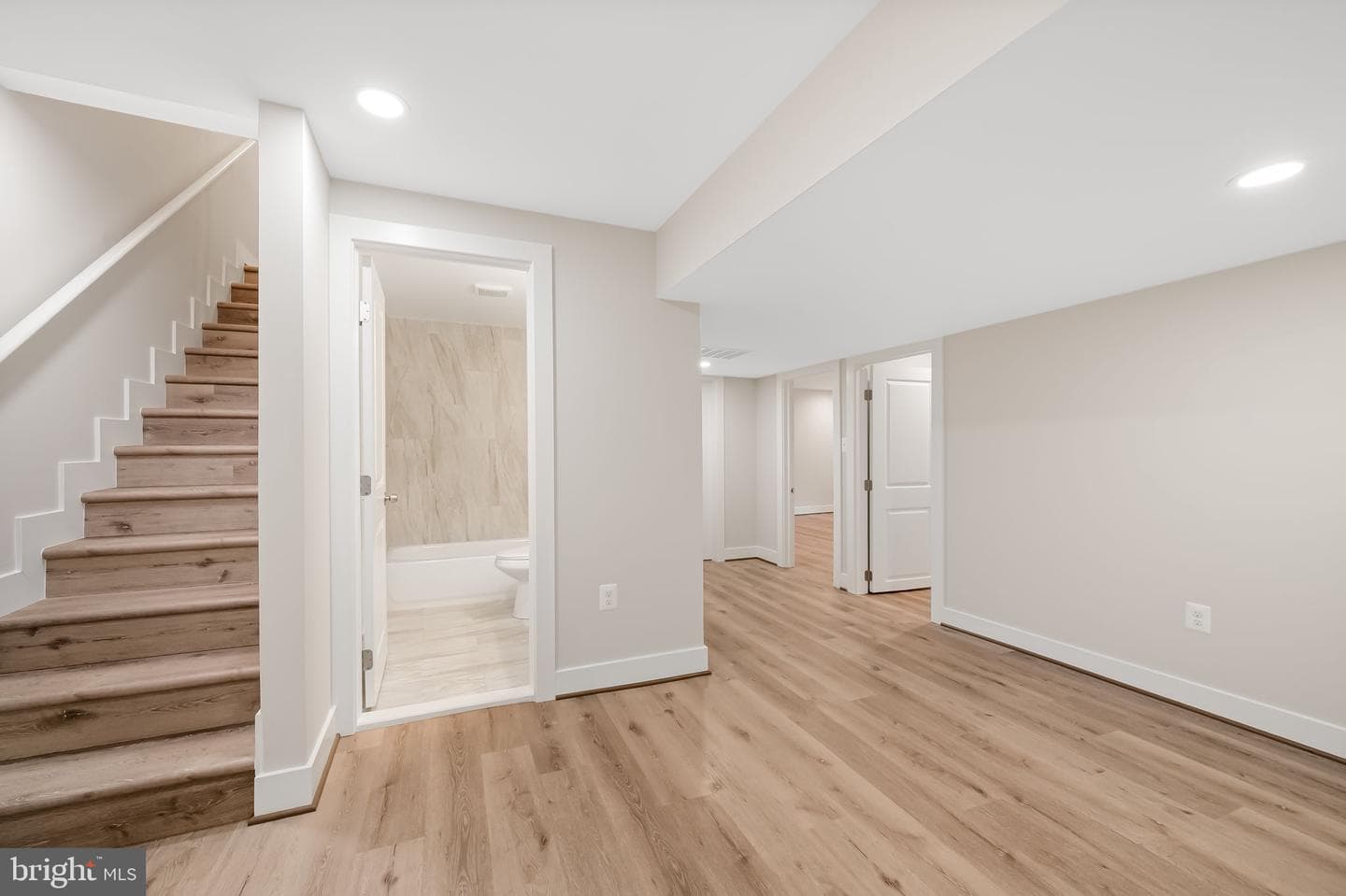 113 Edgewood Road photo 53