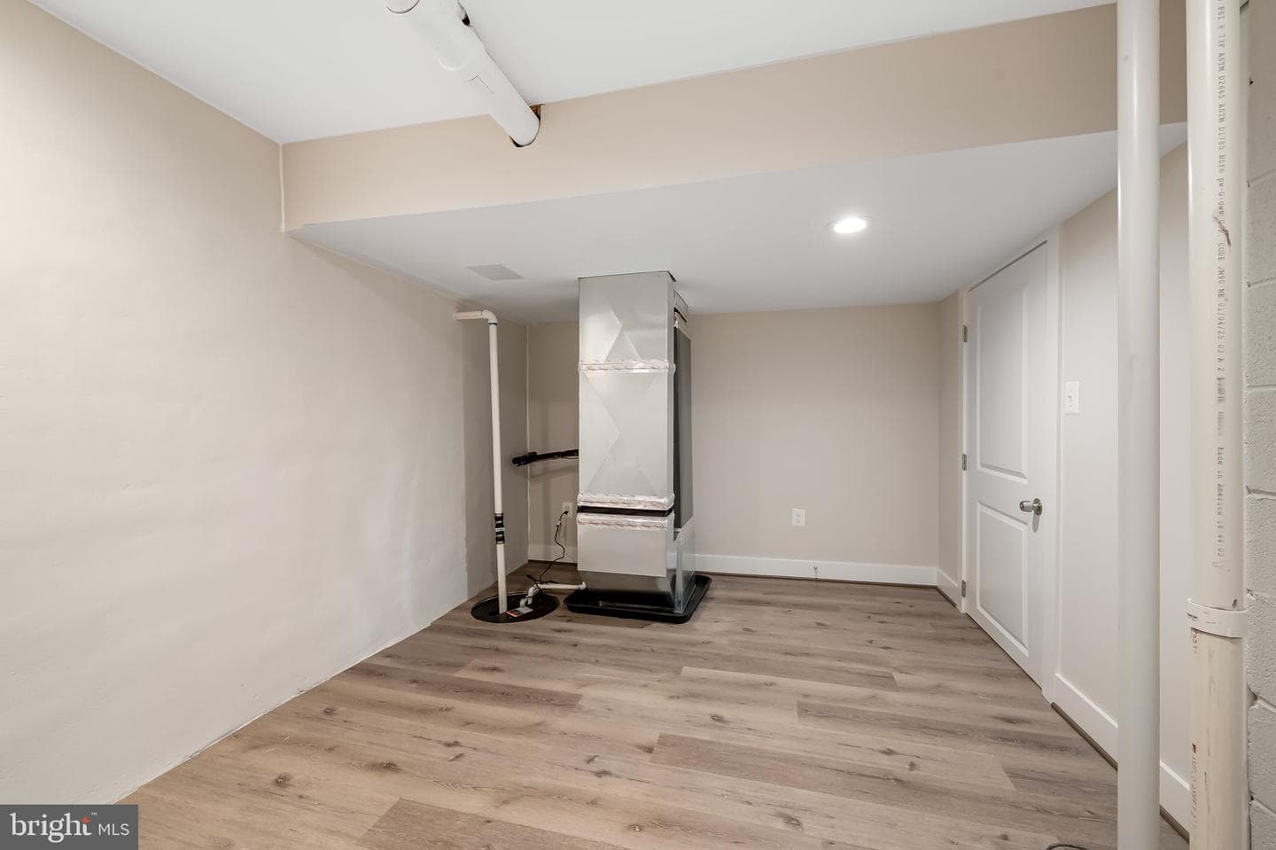 113 Edgewood Road photo 59