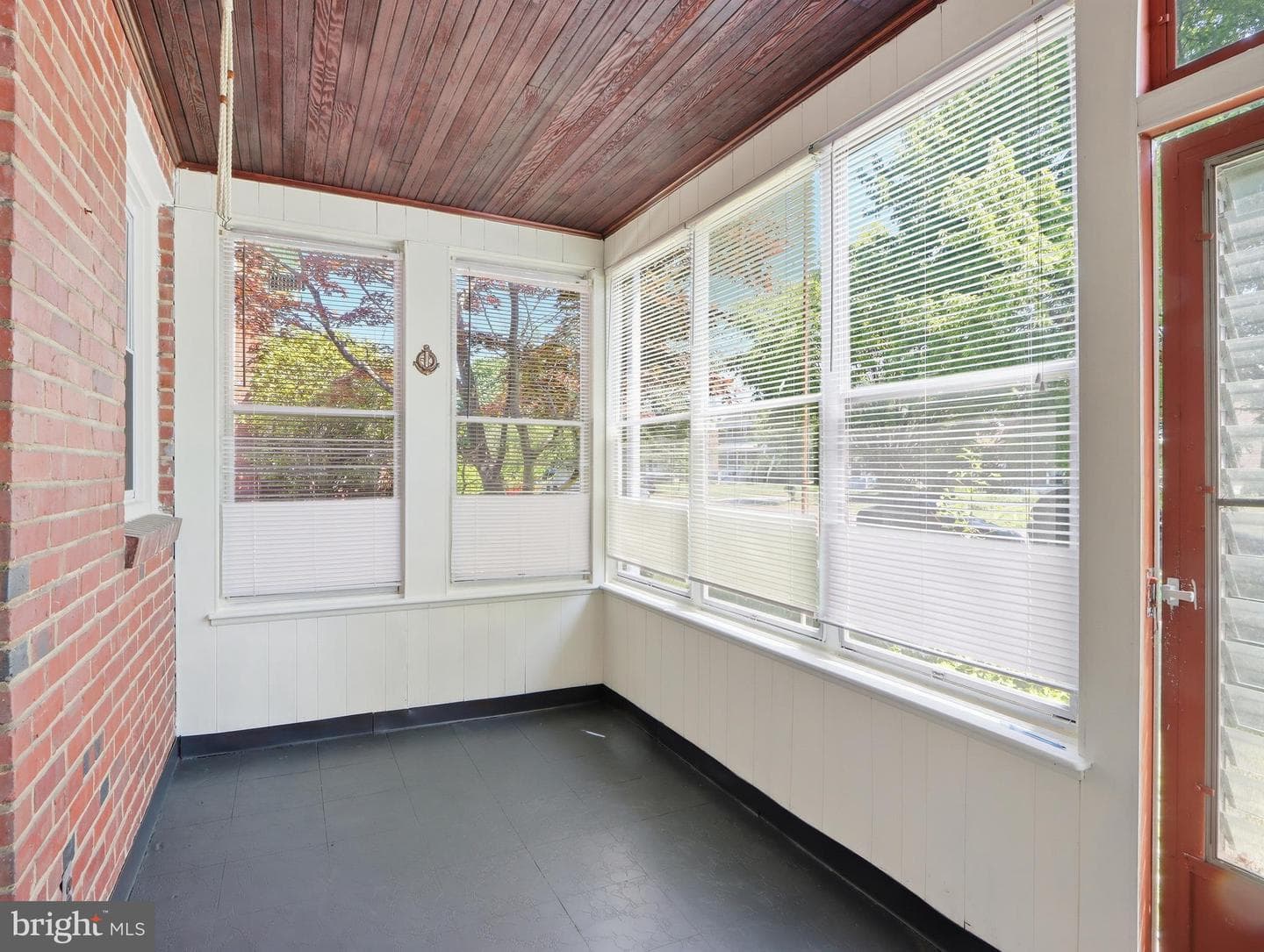 2620 Liberty Parkway photo 35