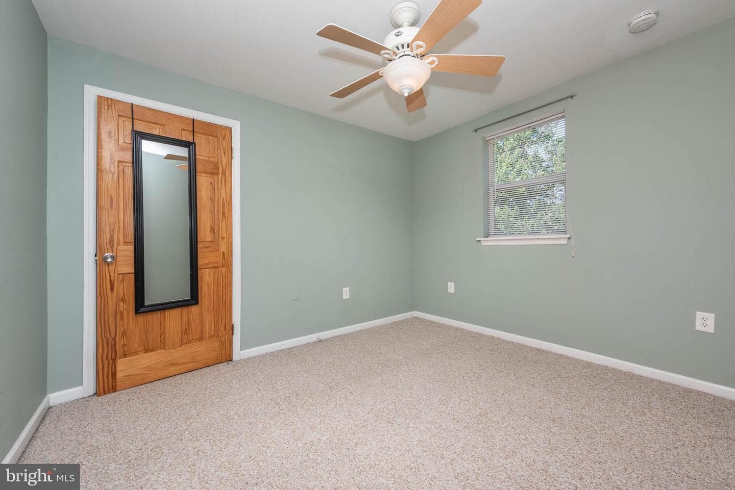 7602 Carson Ave photo 20