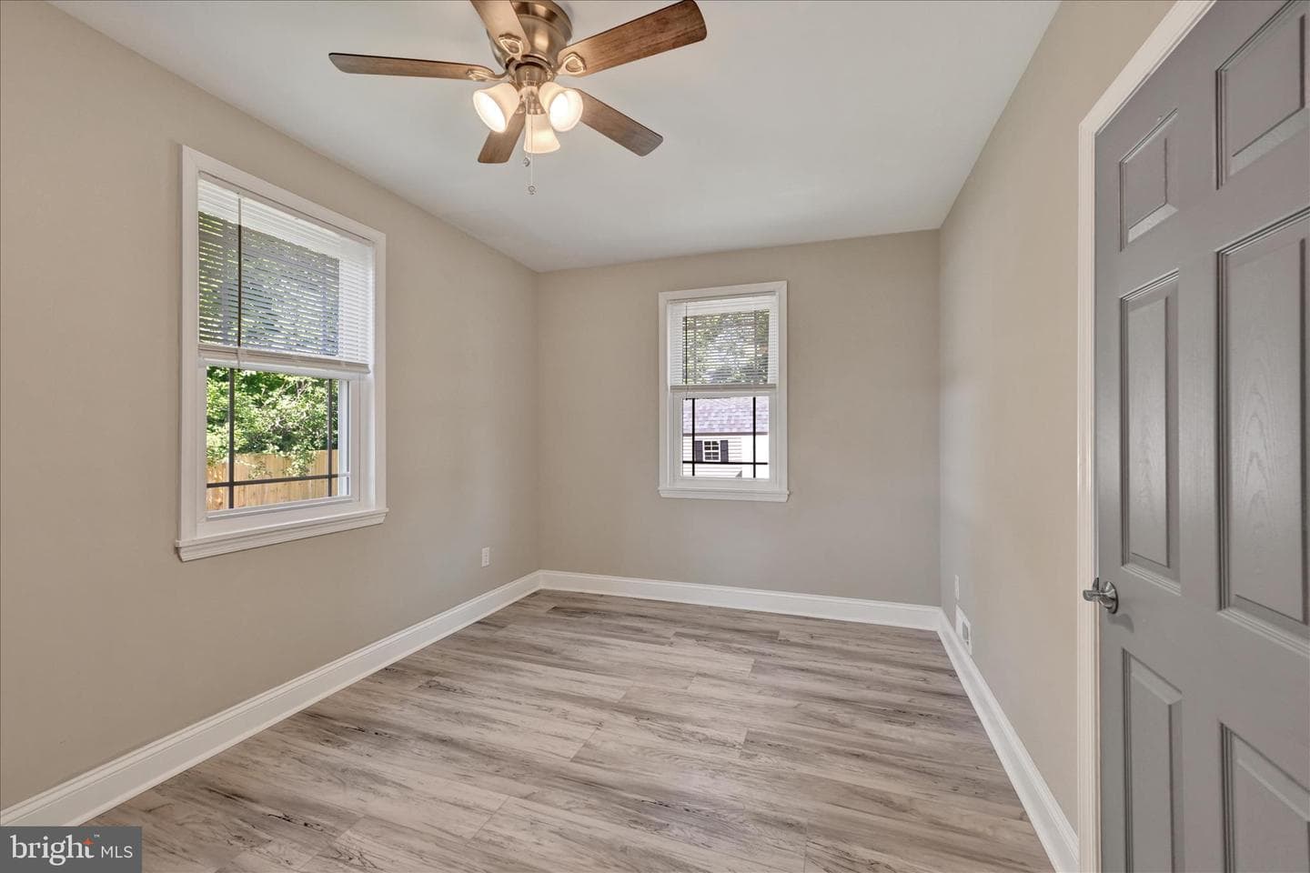1309 Rosewick Avenue photo 10