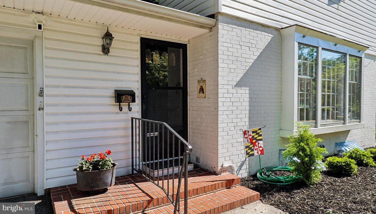 526 Stevenson Lane photo 2