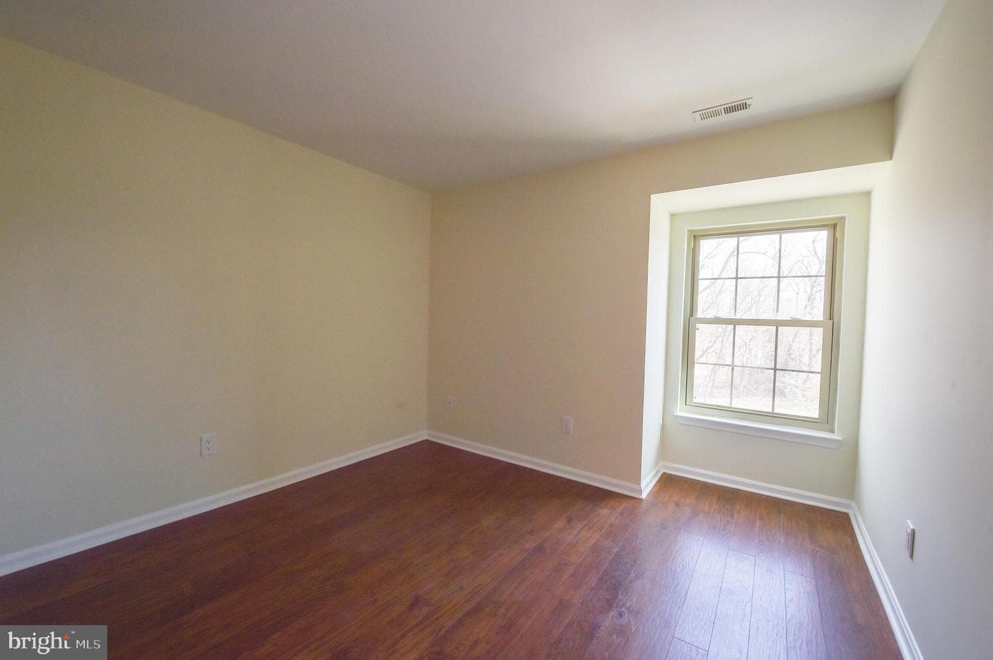 1260 Sugarwood Circle #302 photo 18