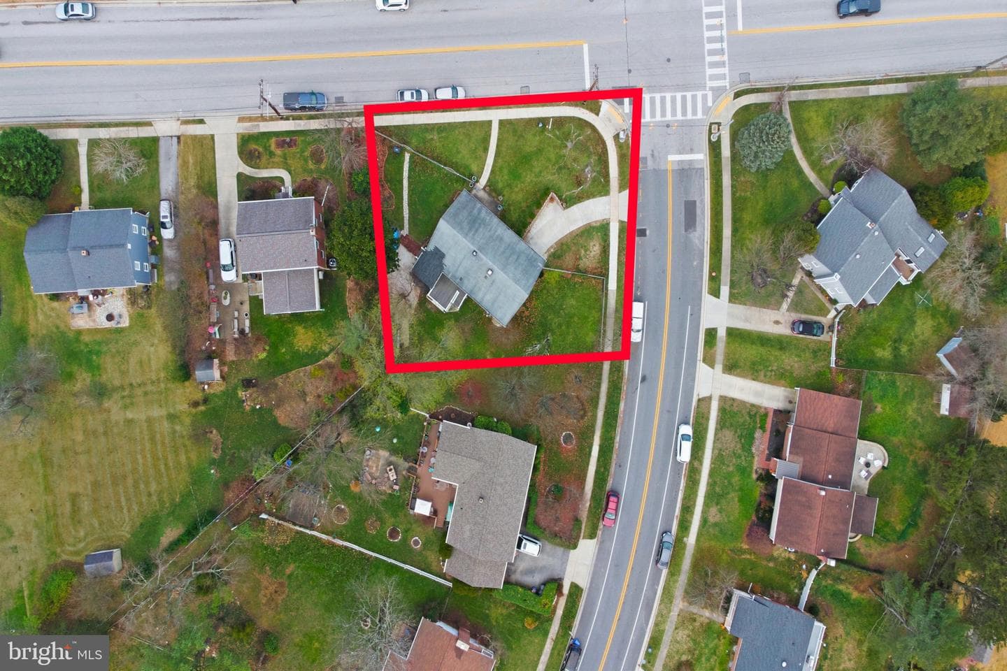 115 Seminary Avenue photo 54
