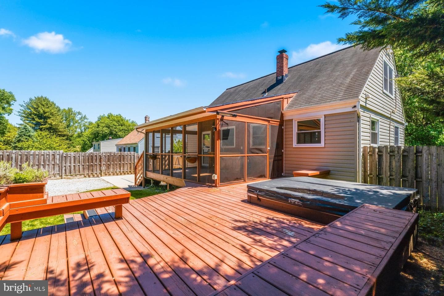 9704 Oakdale Avenue photo 4