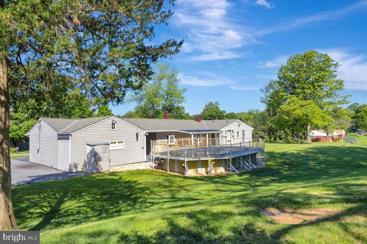 101 Sunnyking Drive photo 21