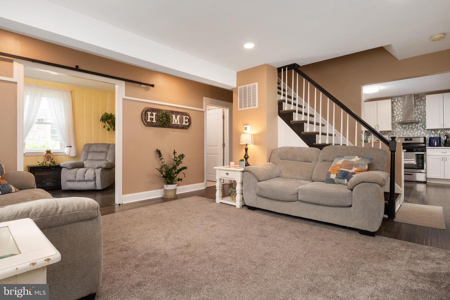 402 Bayside Drive photo 4