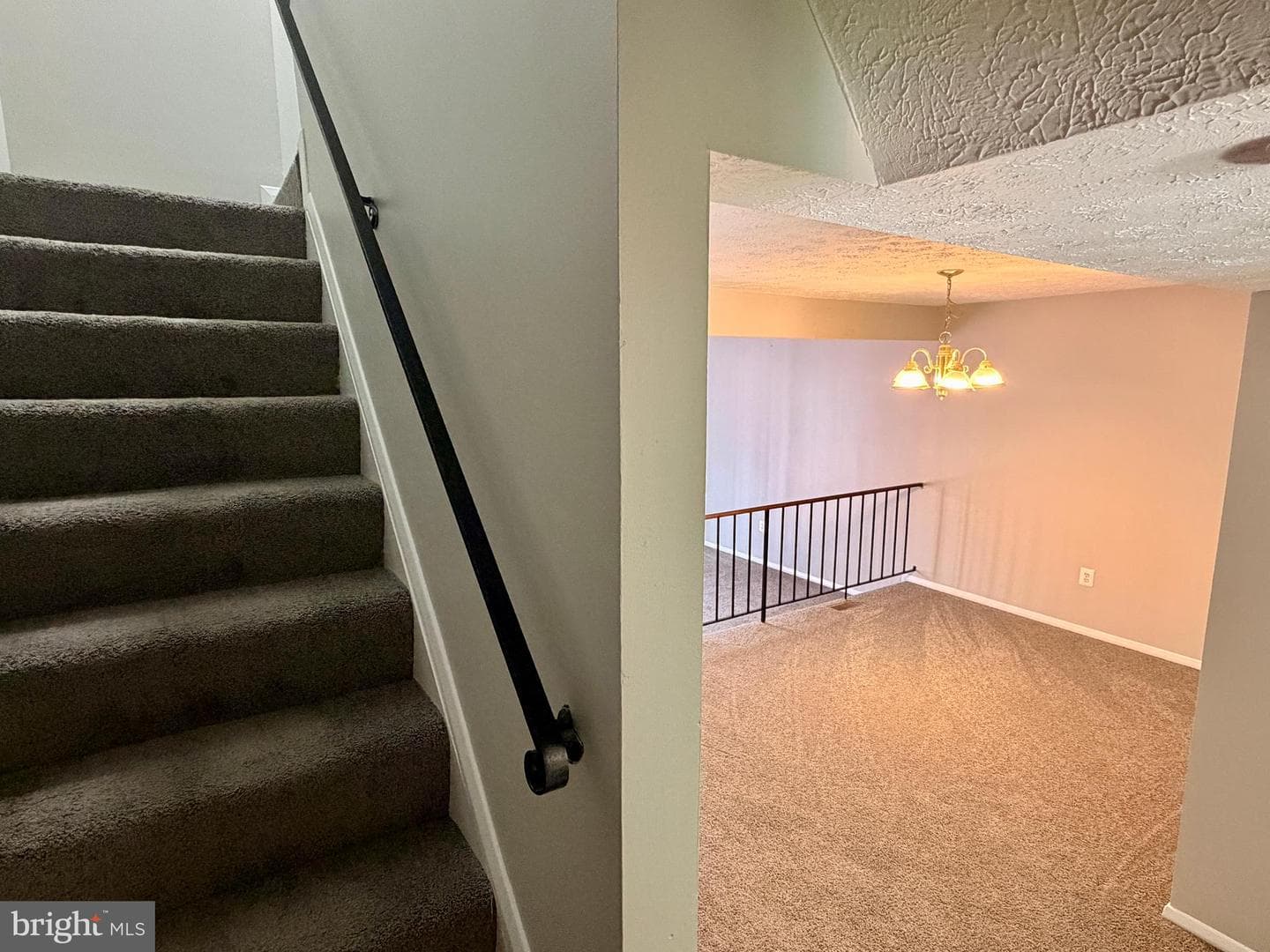 807 Joshua Tree Court photo 17