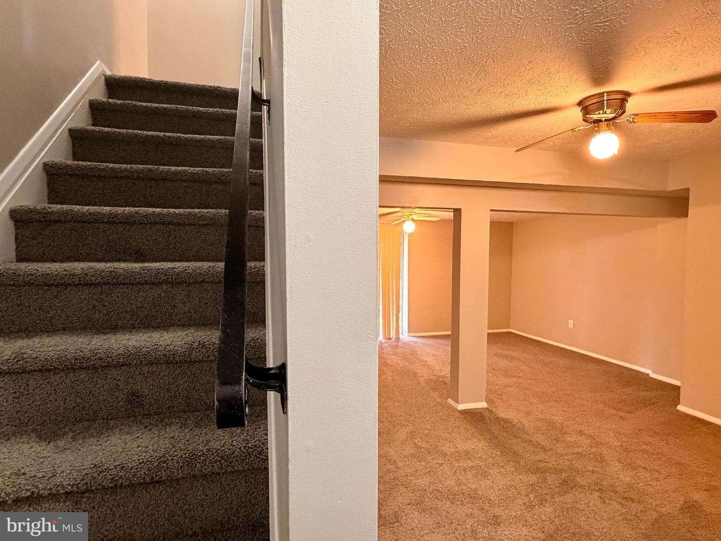 807 Joshua Tree Court photo 32