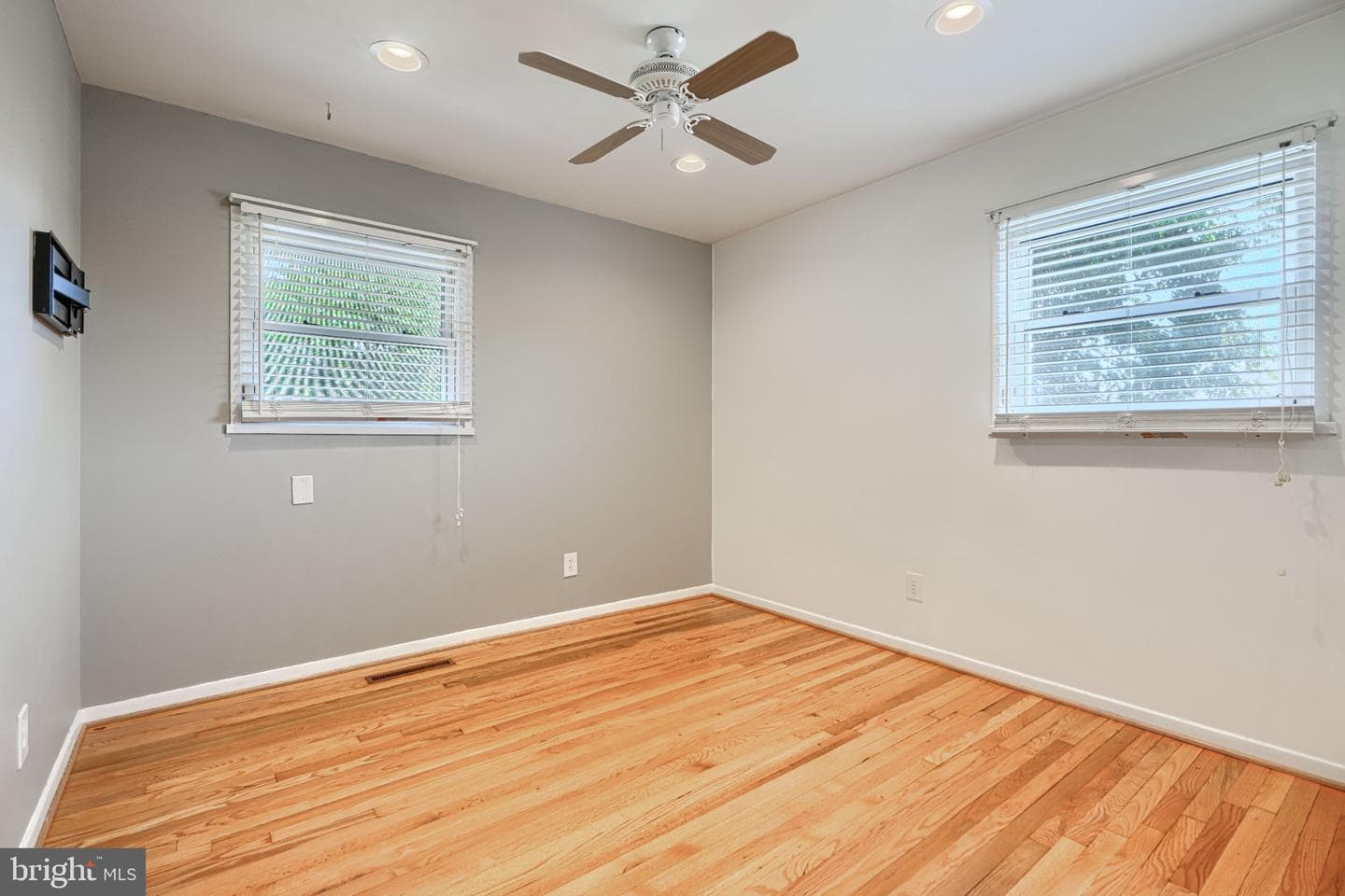 112 Conewood Avenue photo 29