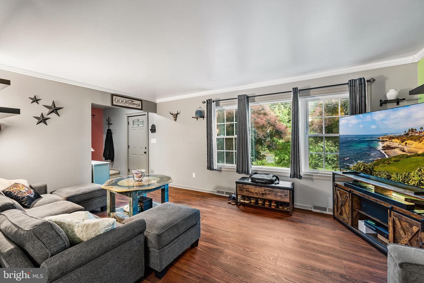 2620 Tulip Avenue photo 3