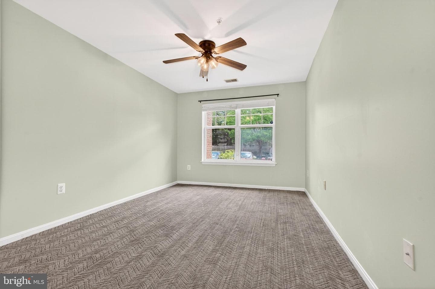 4500 Chaucer Way #101 photo 17