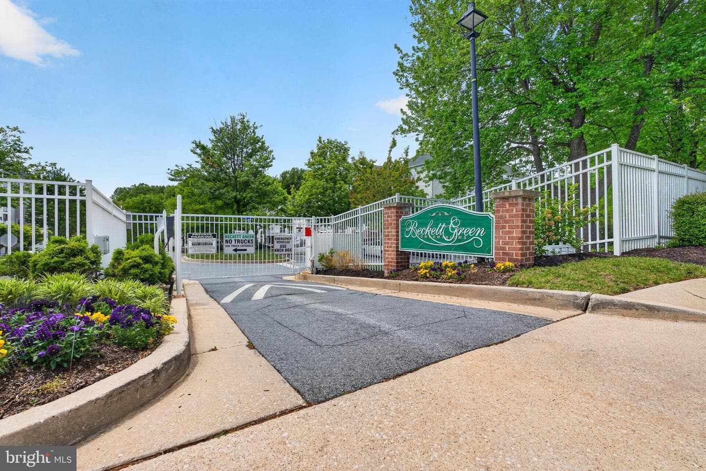 4500 Chaucer Way #101 photo 33