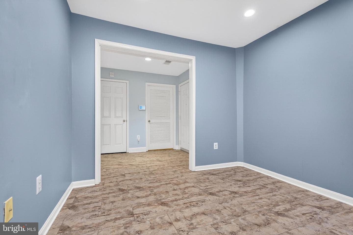 4500 Chaucer Way #101 photo 7