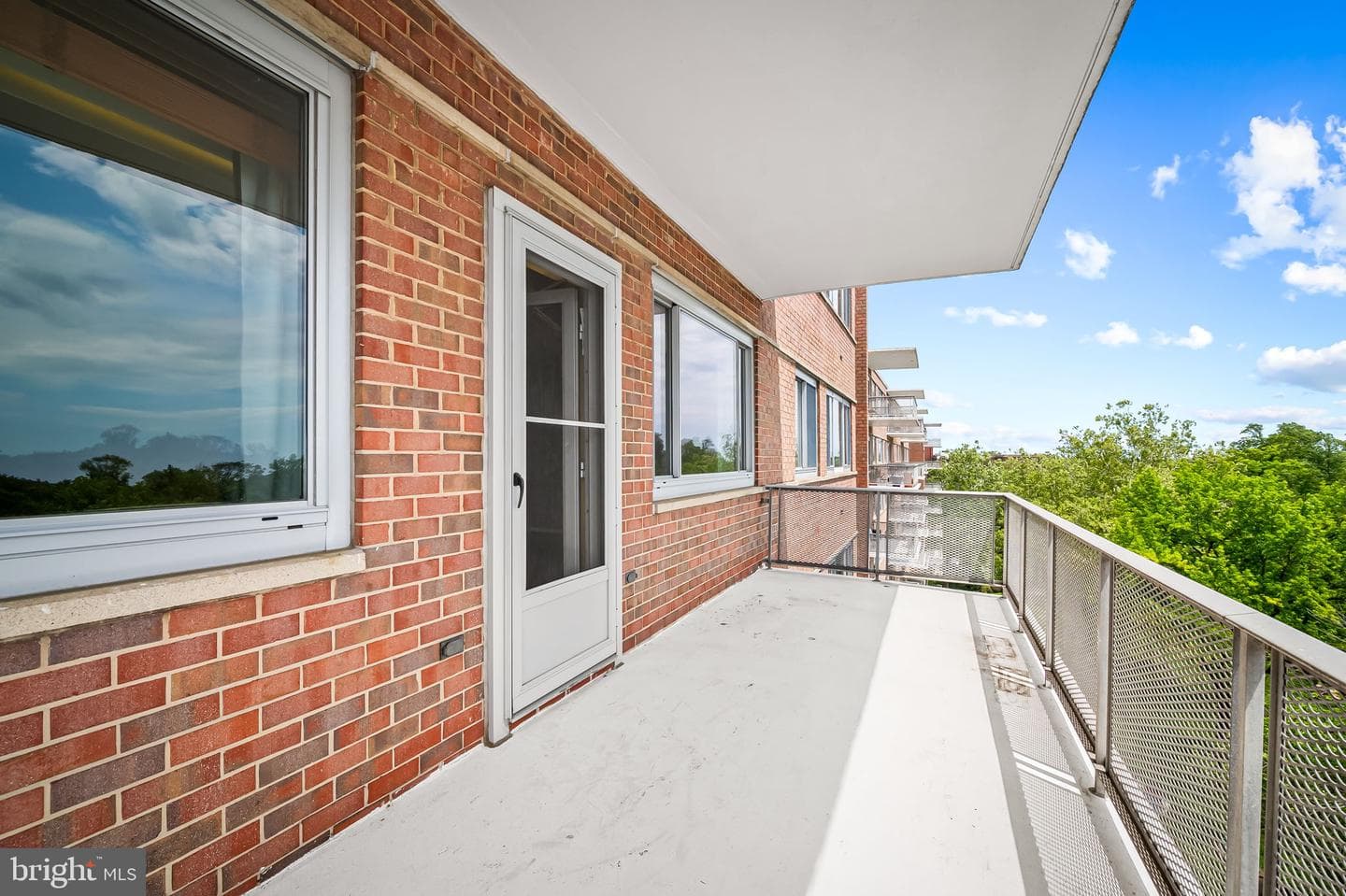 11 Slade Avenue #804 photo 29