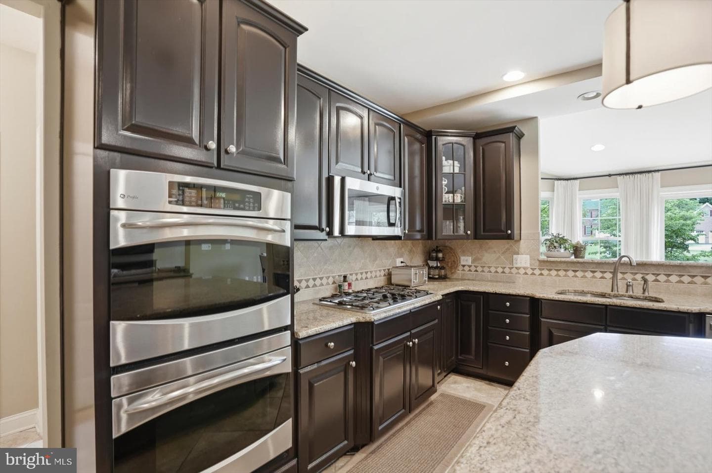 310 Lyon Ct photo 12