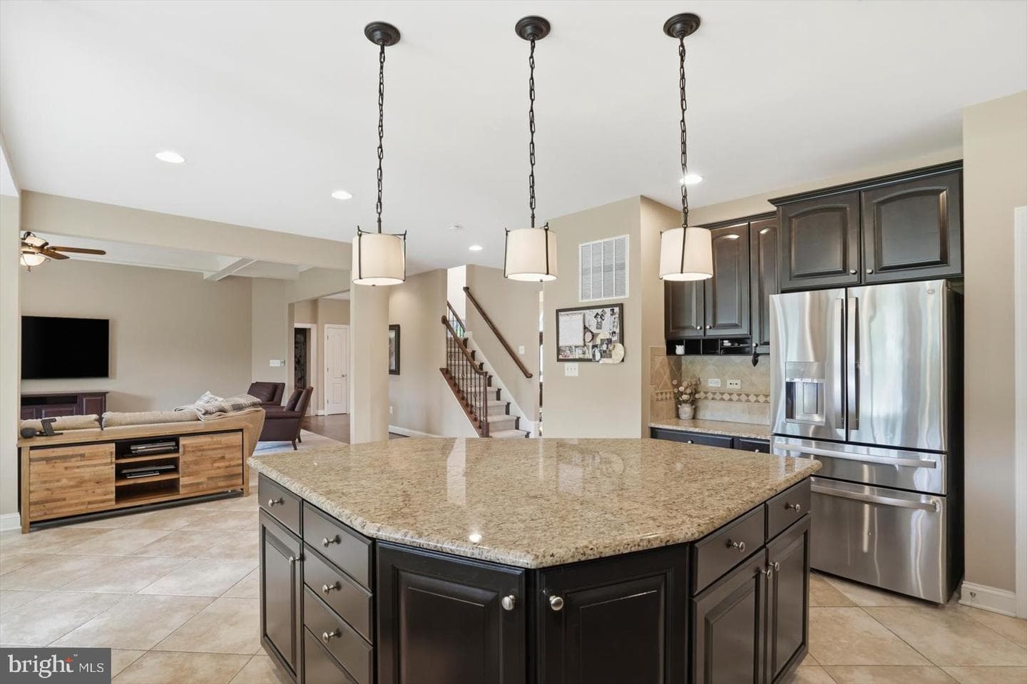 310 Lyon Ct photo 14