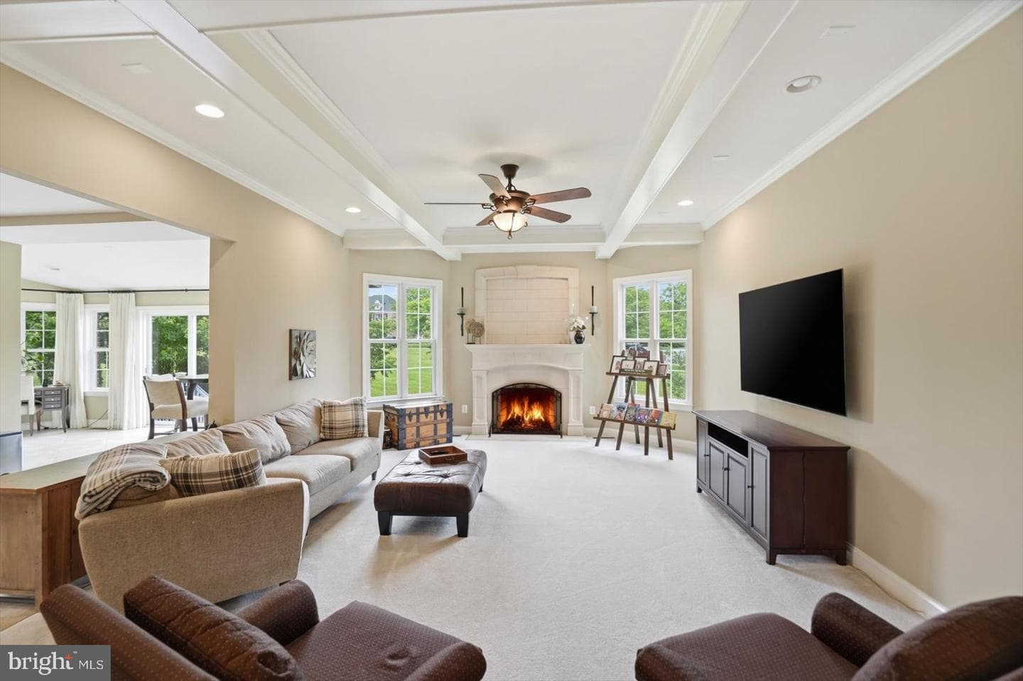 310 Lyon Ct photo 17