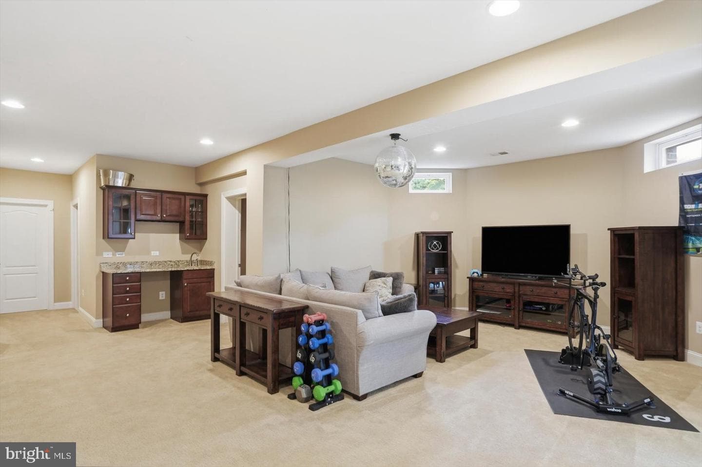 310 Lyon Ct photo 42