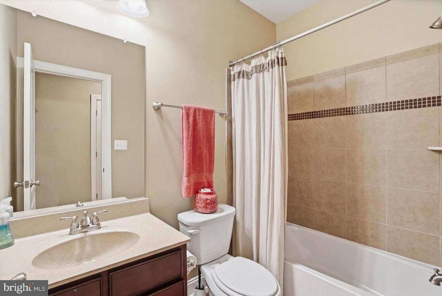 310 Lyon Ct photo 47