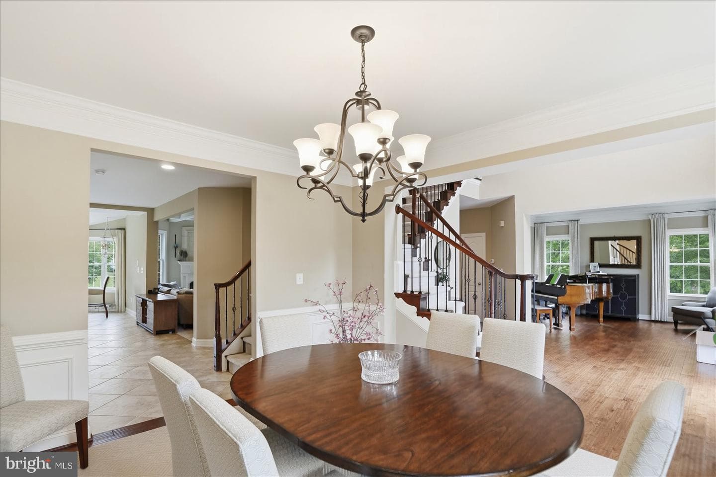 310 Lyon Ct photo 8