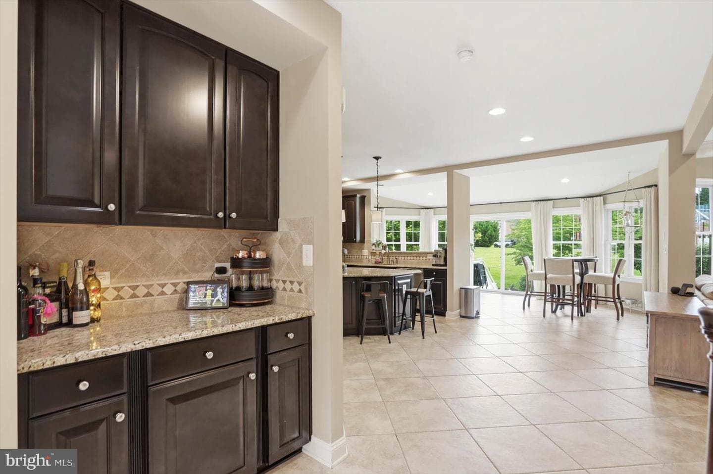 310 Lyon Ct photo 9
