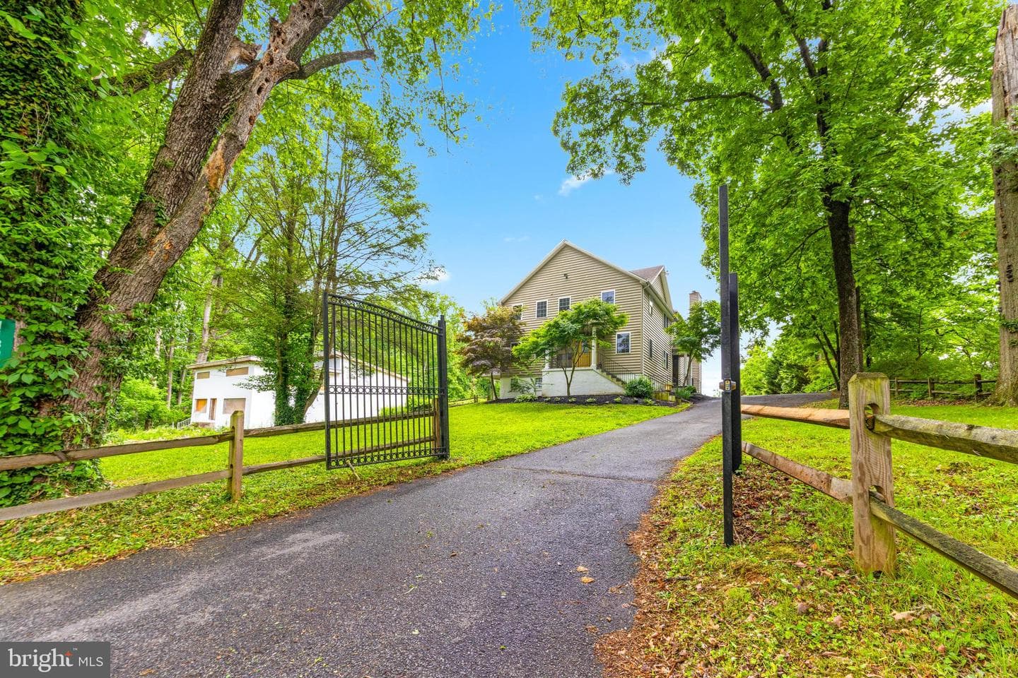 11809 Cedar Lane photo 131