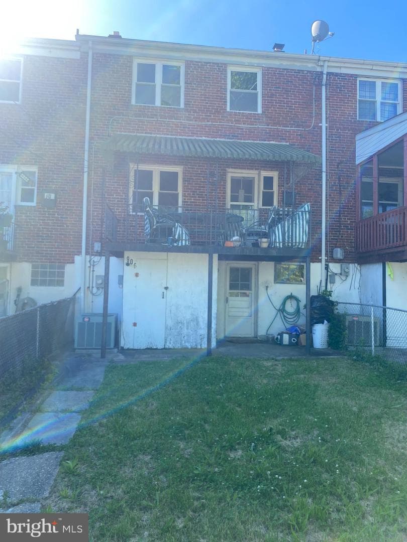 906 Masefield Road photo 20