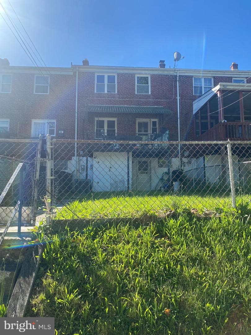 906 Masefield Road photo 23