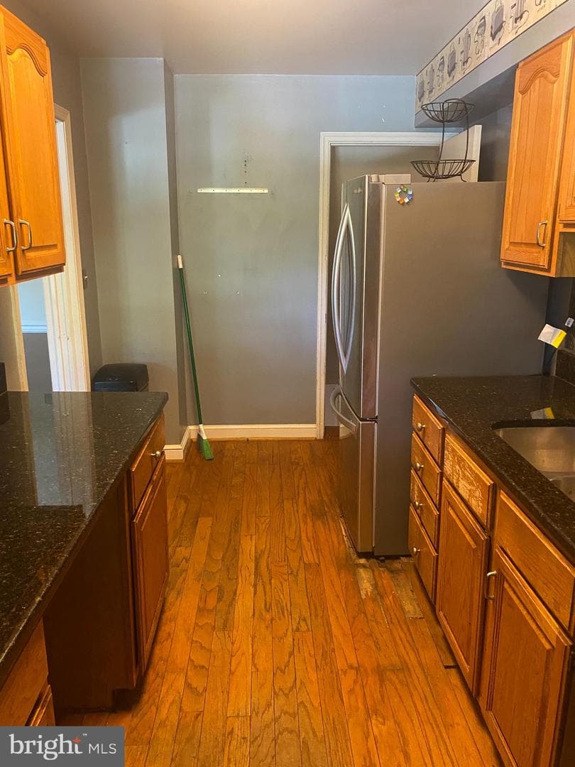 906 Masefield Road photo 3