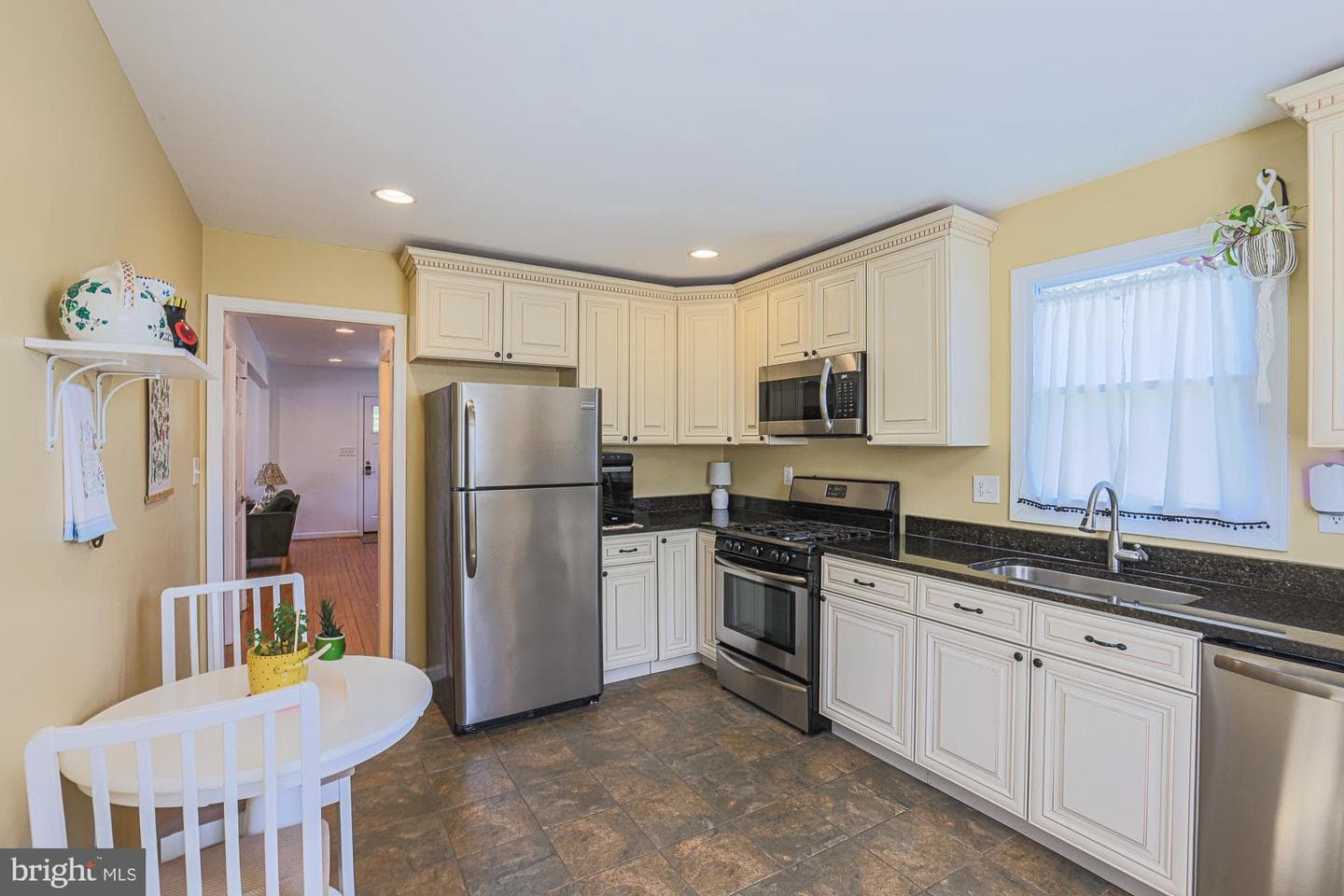 8009 Old Harford Road photo 10