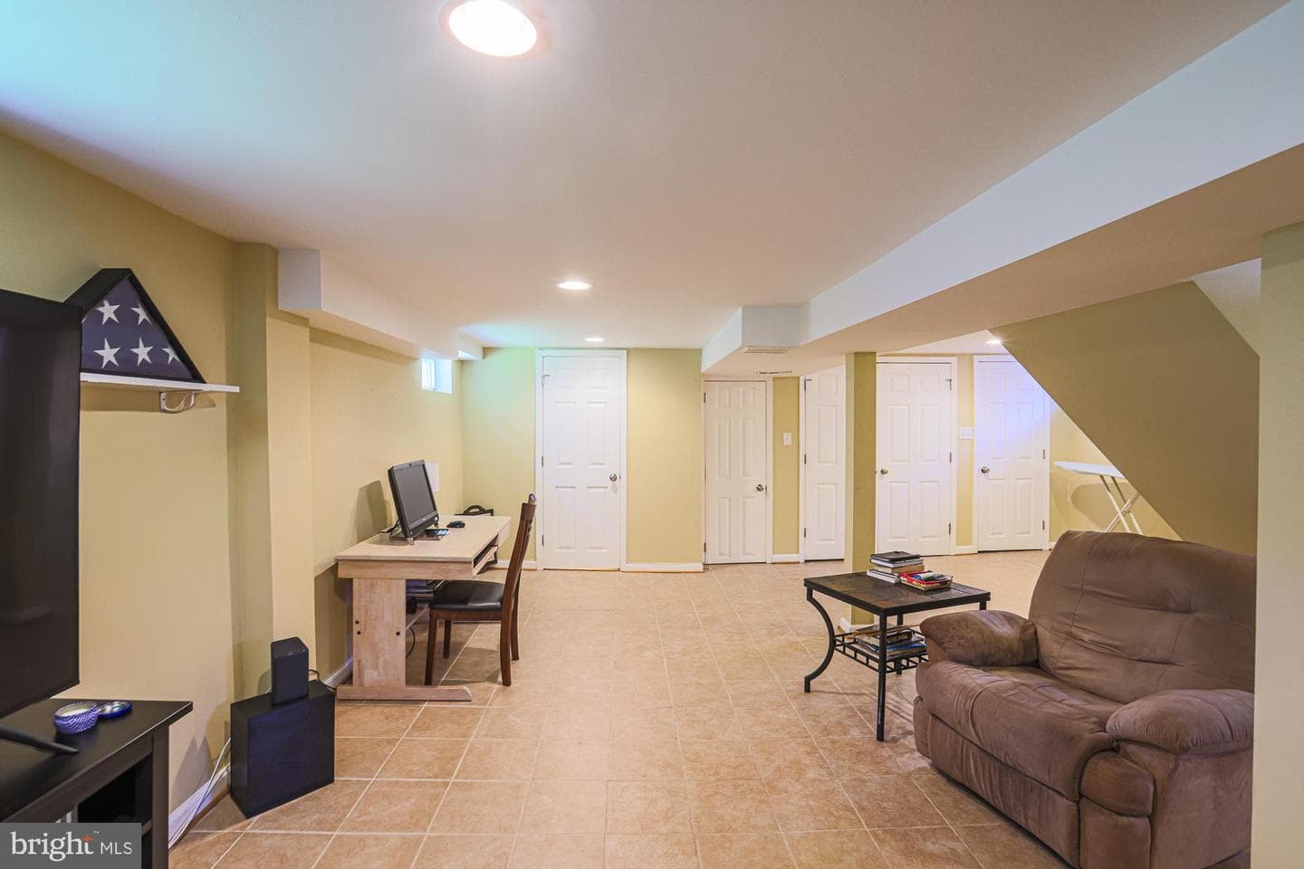 8009 Old Harford Road photo 19