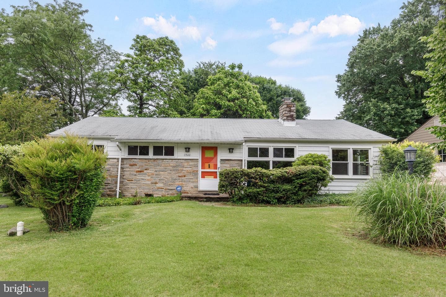 7500 Rocksham Drive photo 1