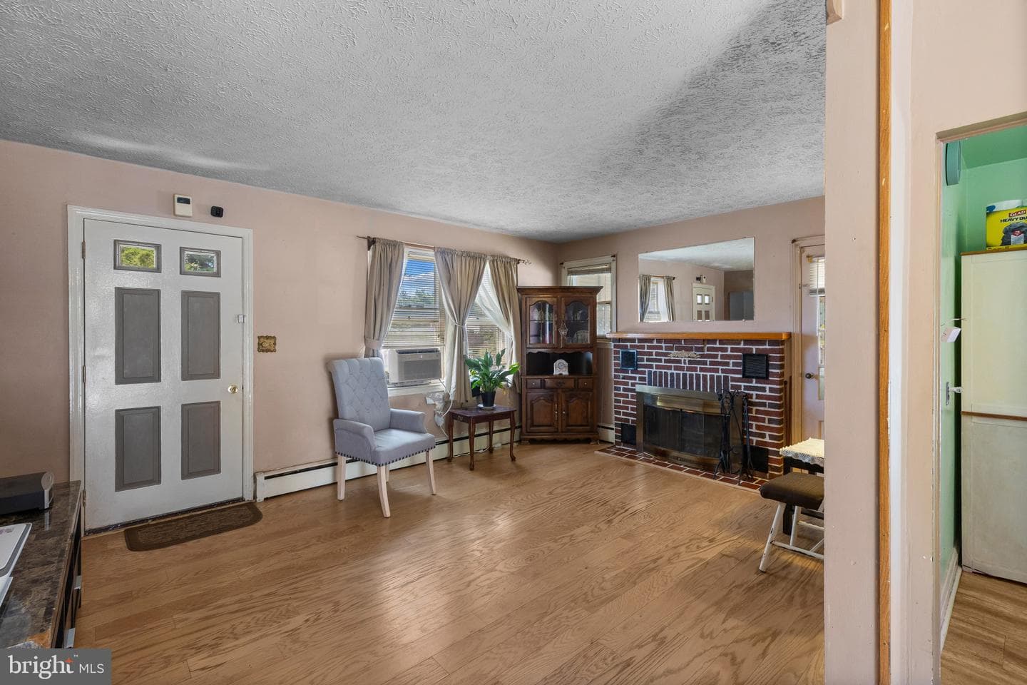 574 Edmondson Avenue photo 4
