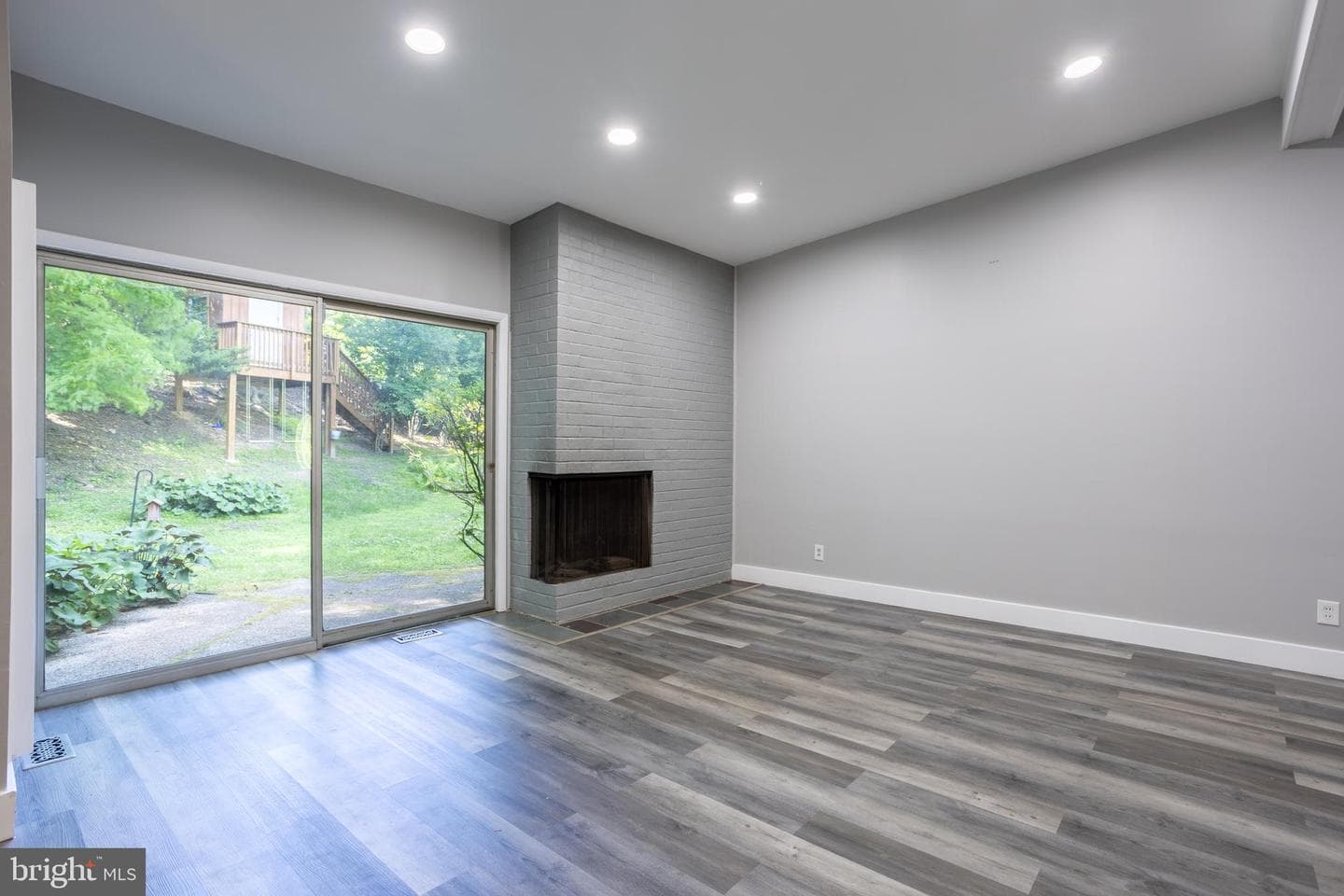 3207 Midfield Road photo 7