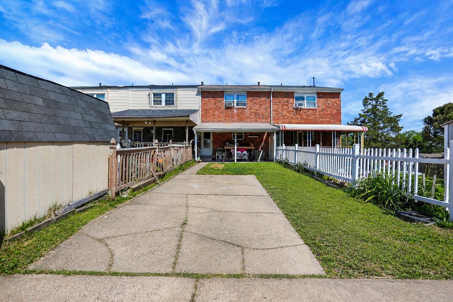 959 Elm Road photo 21