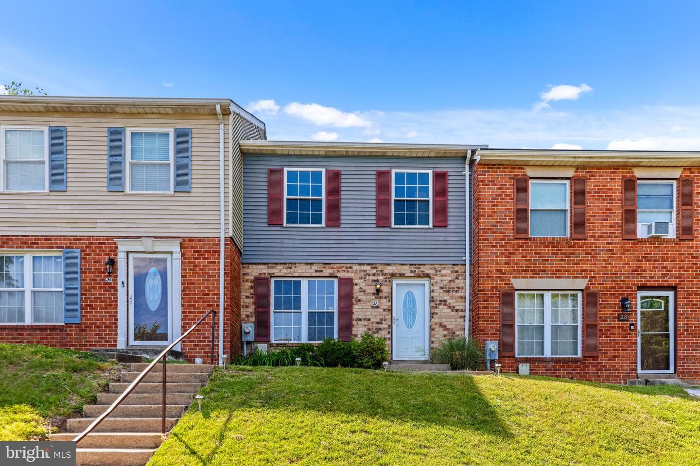 26 Clearlake Ct
