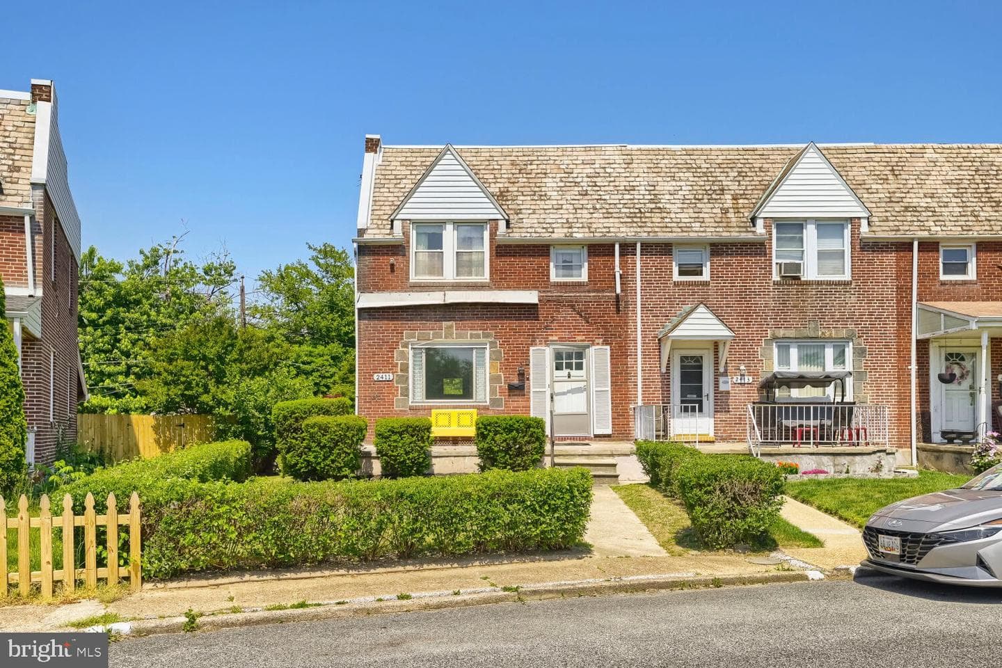 2411 Fairway photo 4