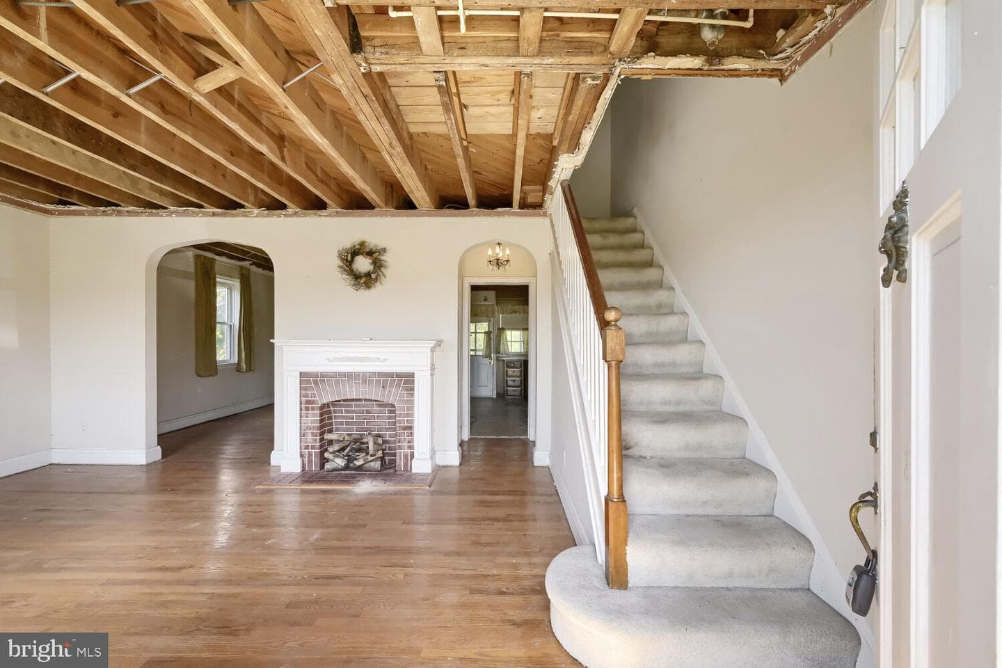 2411 Fairway photo 5