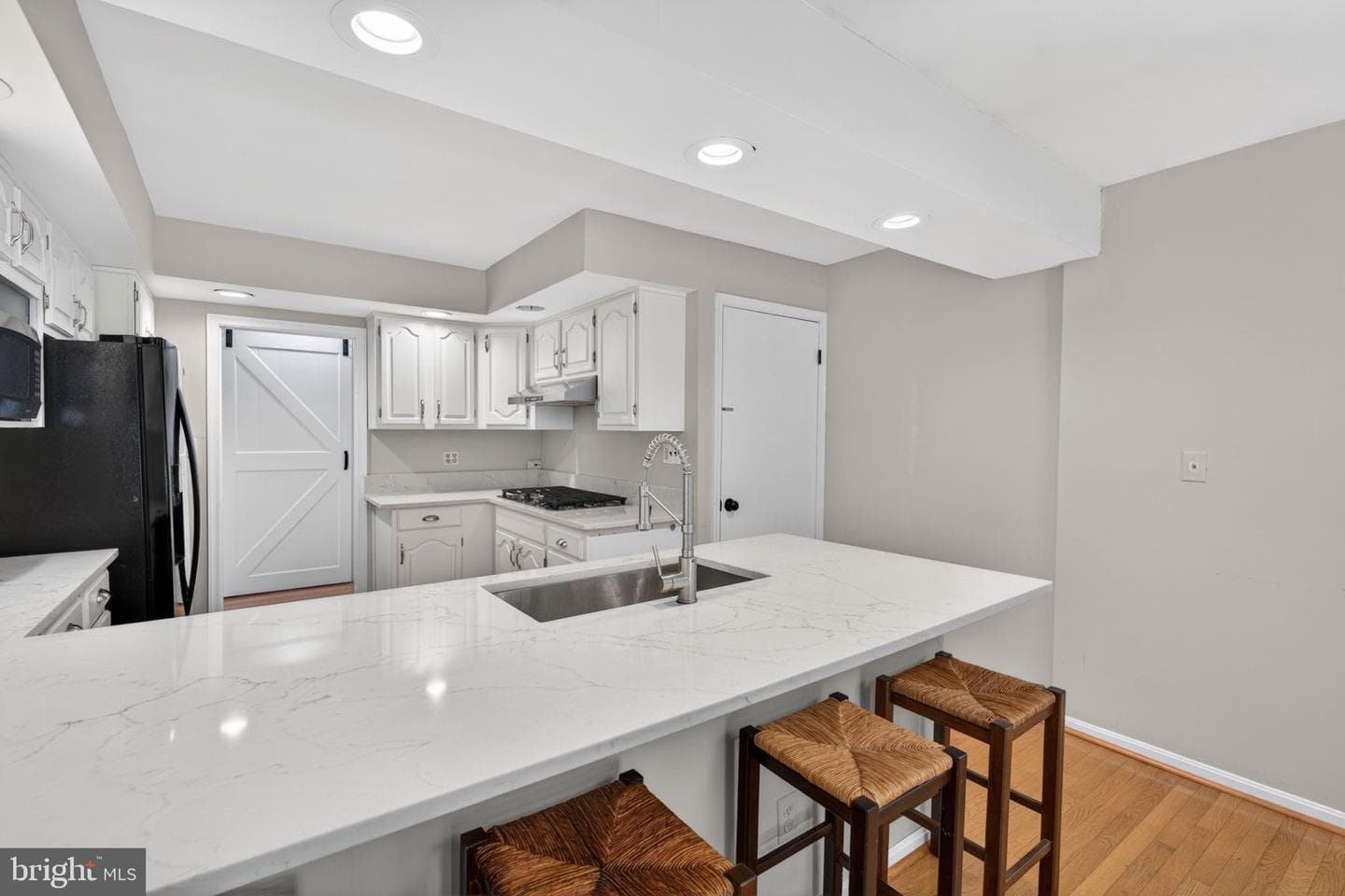 401 Allview Court photo 16
