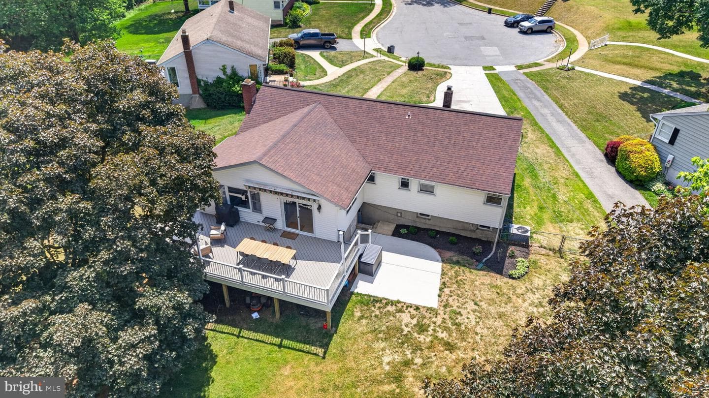 401 Allview Court photo 80