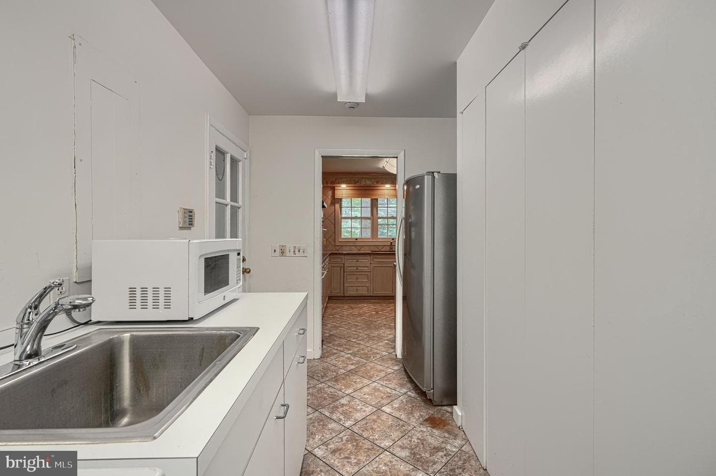2 Kenmont Court photo 29