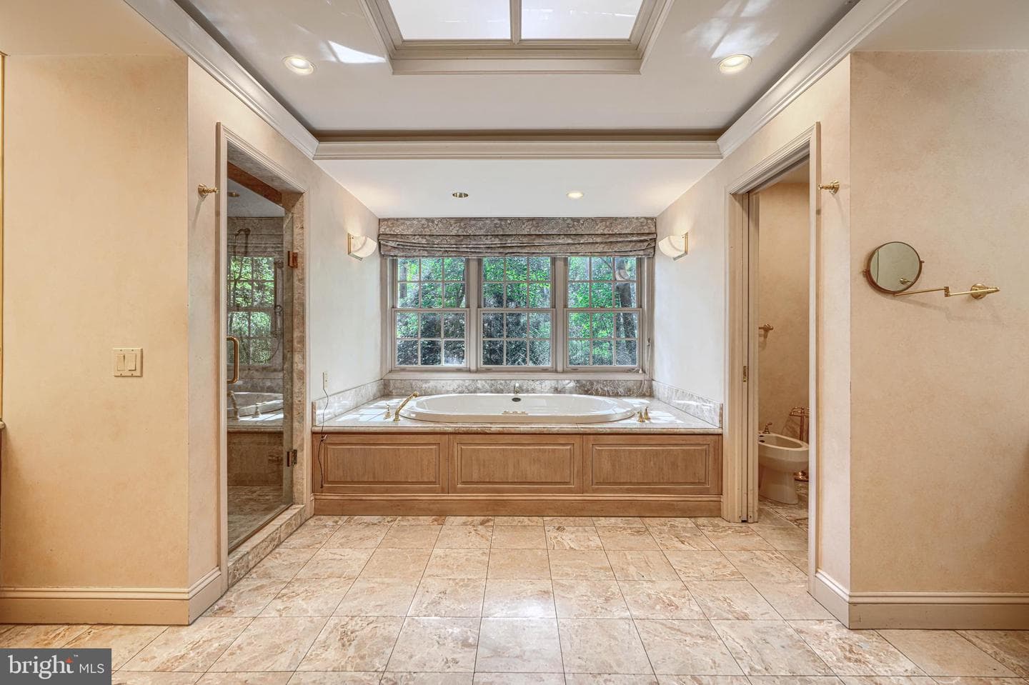 2 Kenmont Court photo 57