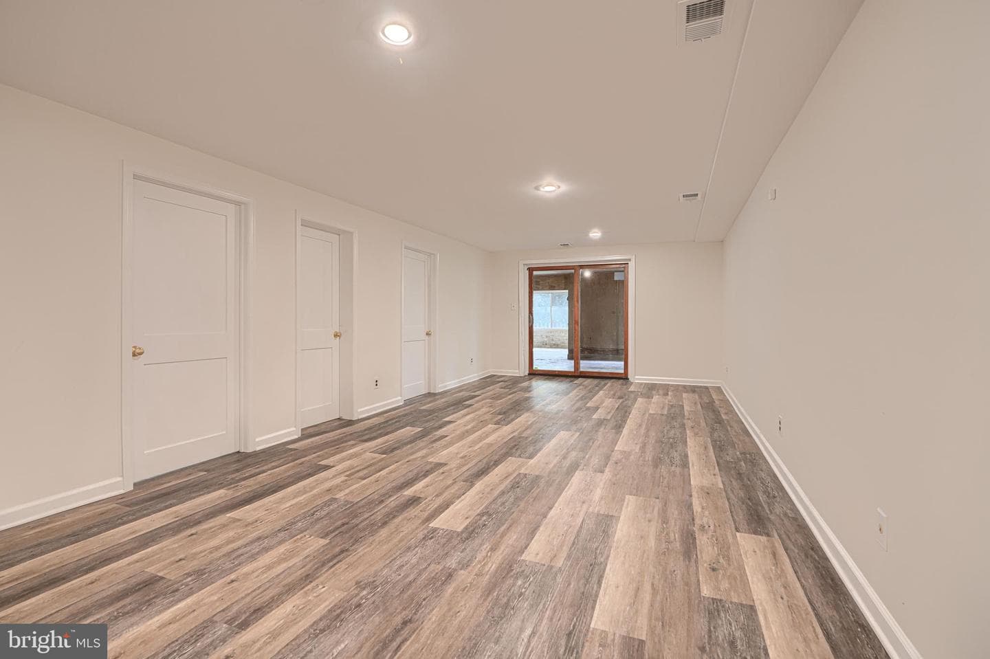 2 Kenmont Court photo 68